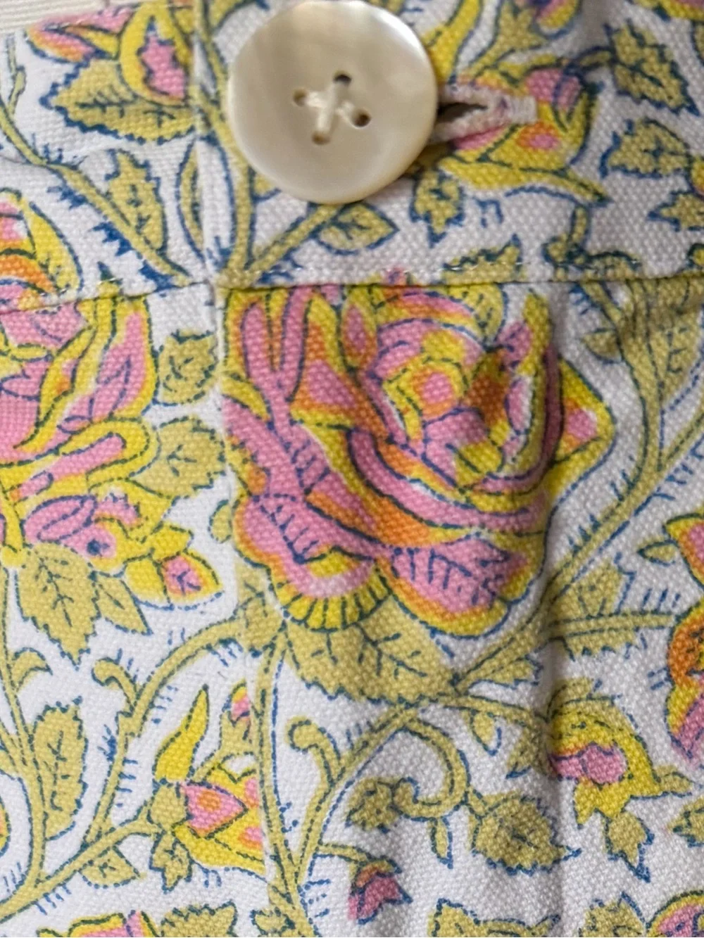 Color block floral cropped jean